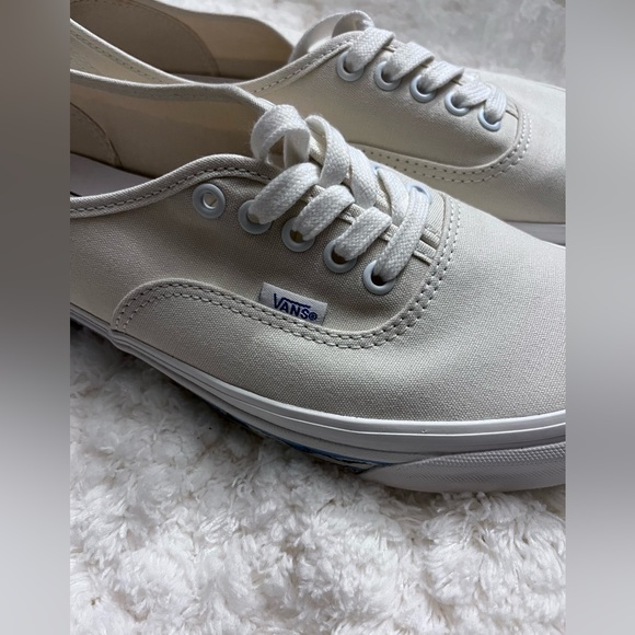 Vans Classics Brooklyn Store Exclusive - Picture 3 of 5